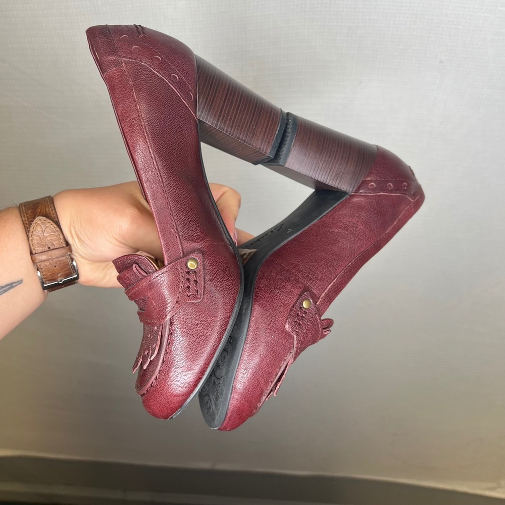 Indigo by Clarks Town Green Burgundy Leather Kiltie Penny Loafer Pumps 7M 63140 - Picture 4 of 7